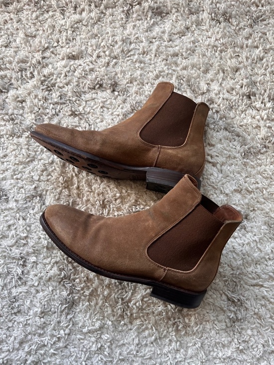 Thursday Chelsea Cavalier Boots in Dusty suede. Men’s size 9